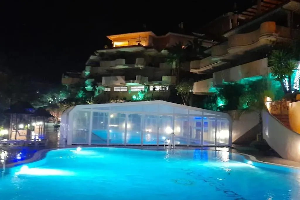 5* Serviced Apartment Marbella 0*,  Espanha