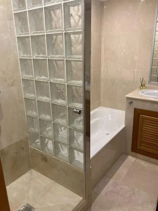 5* Serviced Apartment Marbella 0*,  Espanha